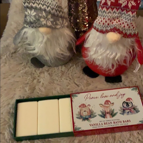 New SAVON set of 3 Vanilla Bean Bath Bars - Picture 2 of 5